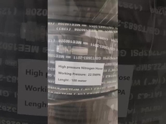 22 밀리미터 와이어 강화된 수력 고무 호스는 확장 가능한 산업적 고무 호스를 나선꼴로 움직였습니다