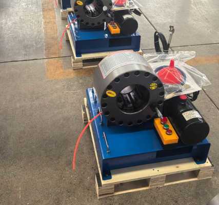 좋은 가격 12V/24V Automatic Hydraulic Hose Crimping Machine with 600T Force, 0.01mm Accuracy, and 30MPa Pressure 온라인으로