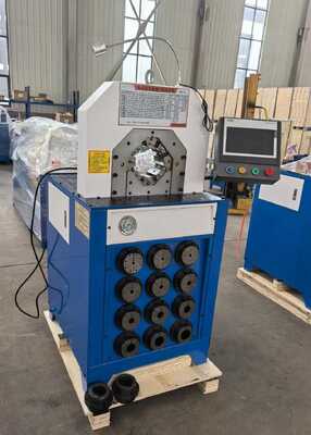 3 인치 PLC 제어 수압 Hose Crimping 기계 효율적인 Hose 압축을 위해 15 교환 가능한 다이